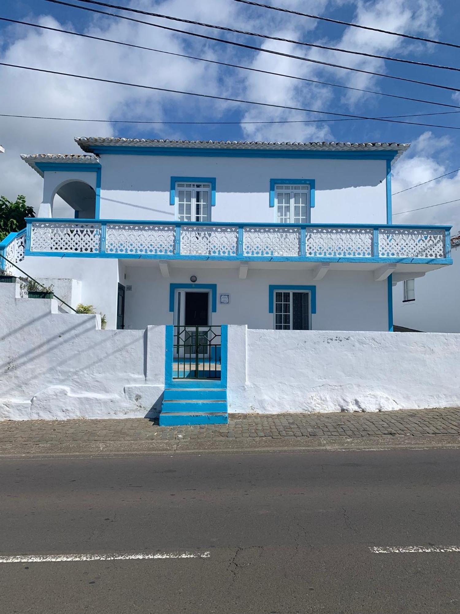 Вилла Grannys House Ангра-ду-Эроижму Экстерьер фото